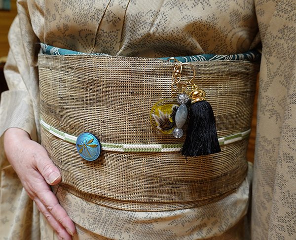 ありんこK0911 未使用品 逸品 粋 花織 時紋様 垂れもの 正絹 無地 色無地】正絹 袷 辻が花地紋 一つ紋付 浅葱鼠色 | 野の花