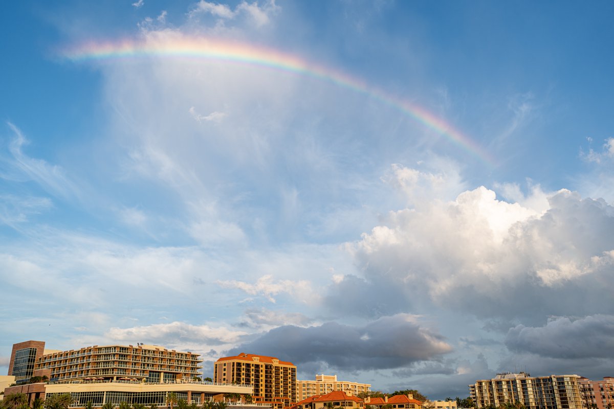 Joey Waves on Twitter "Rainbows and waterspouts from Marco Island this