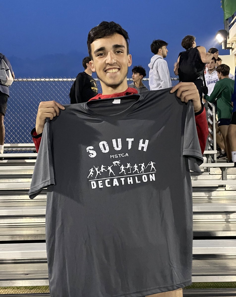 10 Events in 2 days! Drew competed in the MSTCA South Decathlon both Monday and Tuesday. He scored 4514 points to place 16th overall! Congratulations Drew!