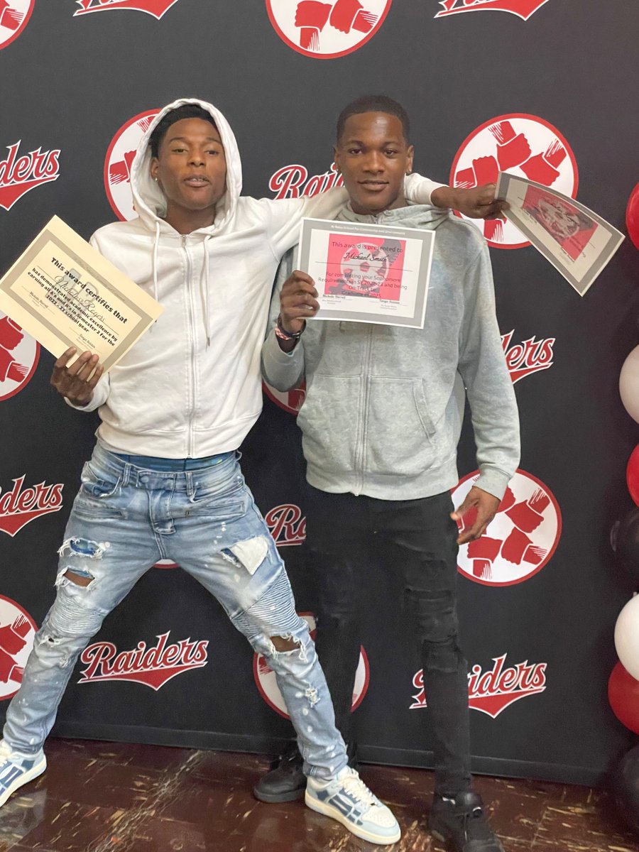 Al Raby High School tweet media