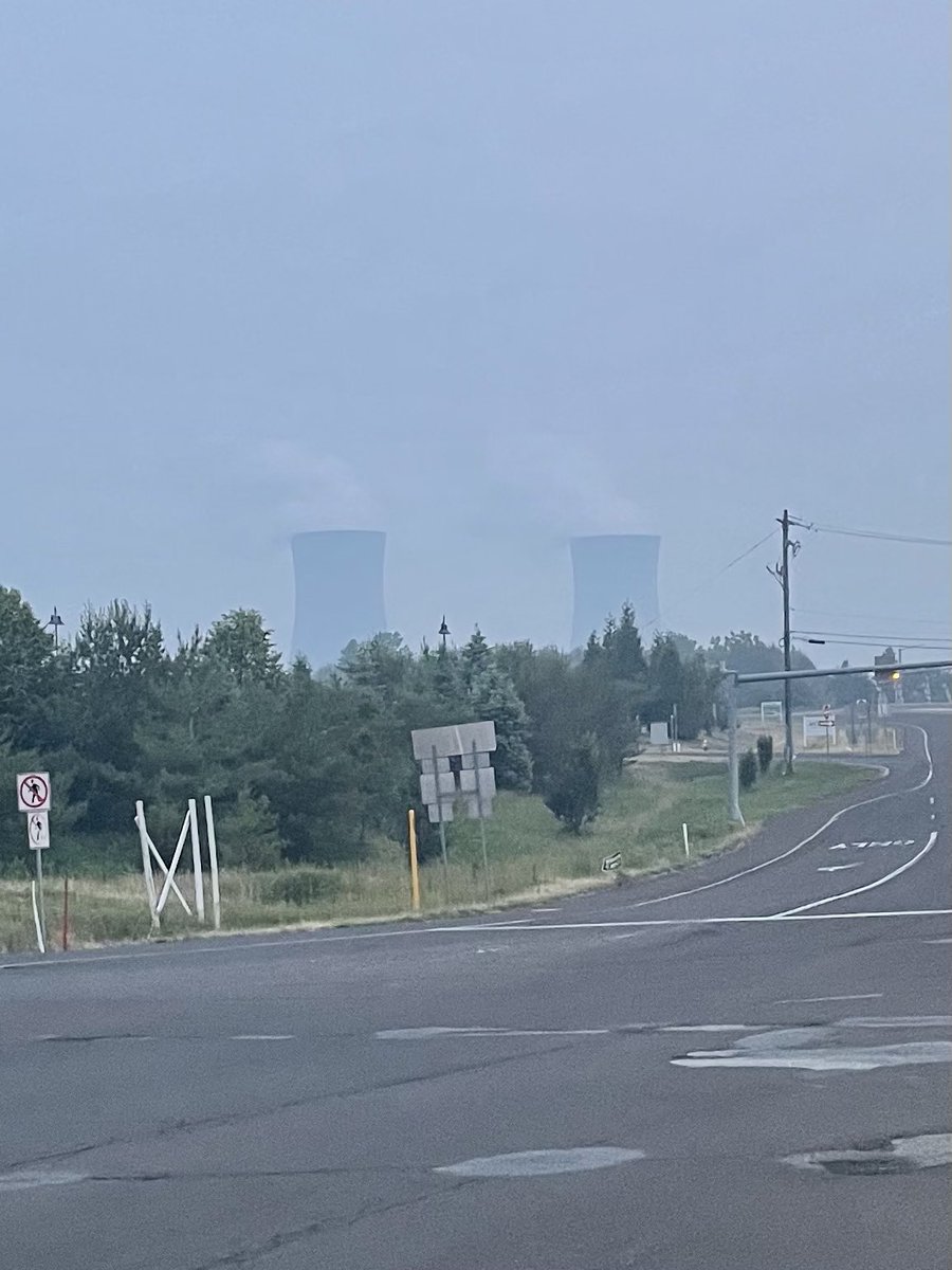 HCMDanno's tweet photo. @NBCPhiladelphia Canadian Smoke around Limerick Power Plant. Stay inside if you have any respiratory challenges. https://t.co/4PQZGhUFH2