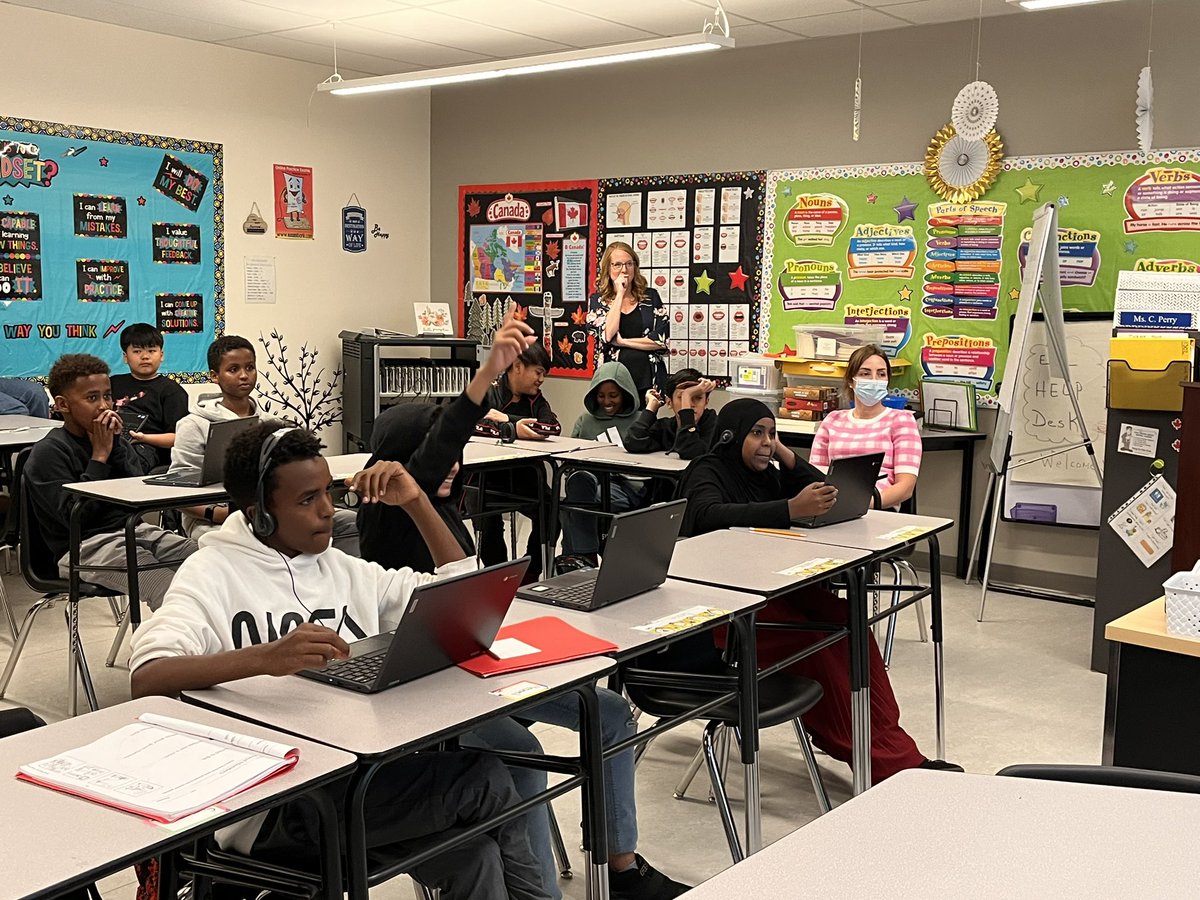 The_ELLTeacher's tweet image. Fantastic day of mentoring &amp;amp; learning @CompMinerTweets with our sister schools @WWhighschool @EcoleMcTavish with #englishlanguagelearners 

Congrats 🎉 to Ms Spring, ELL EA for #doingwhatsbestforkids #MinersPride 💛🖤 @FMPSD @ESLCATA @ATESLnews @annaleeskinner @LindaMywaart #ymm
