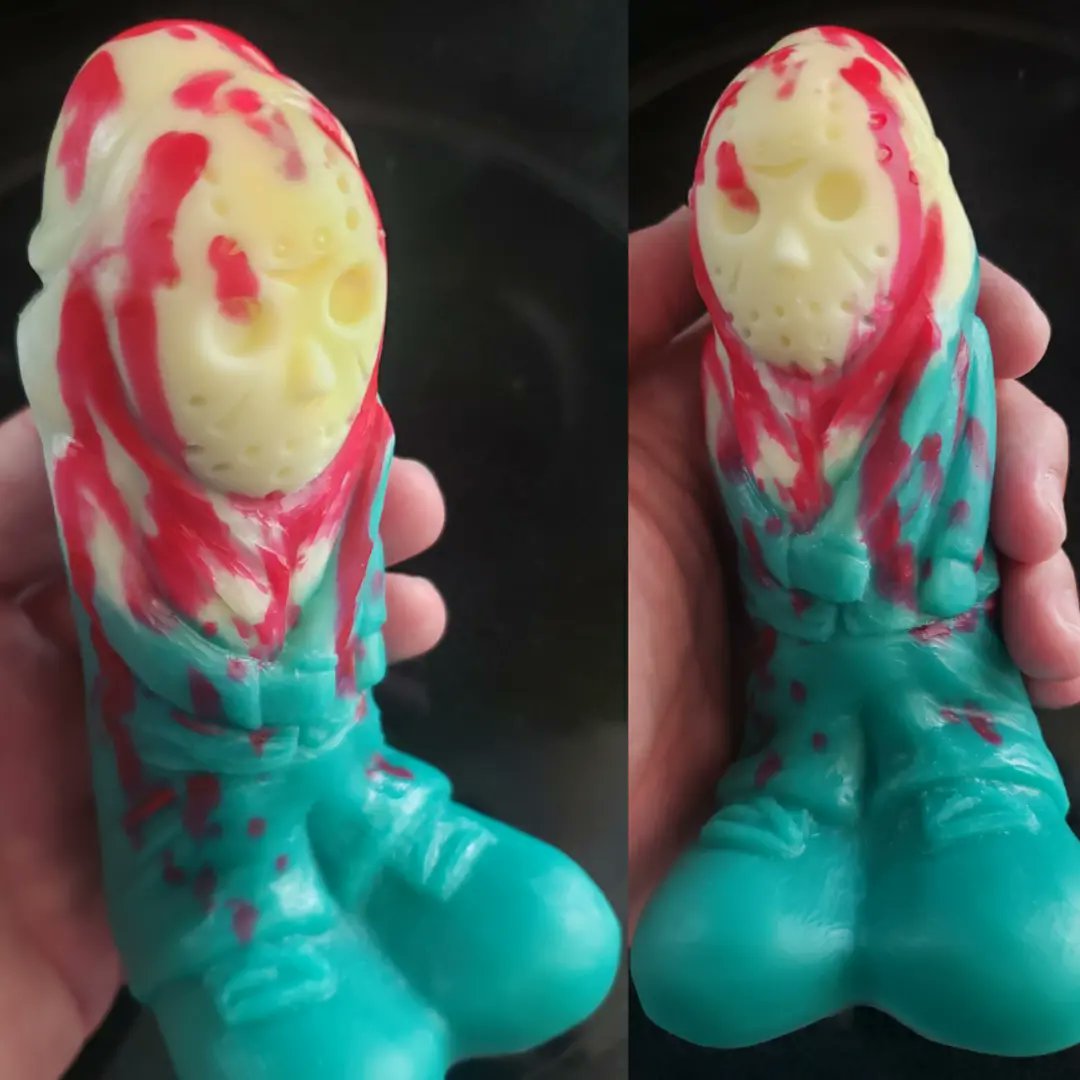 HarrySFX's tweet image. Dildos, I make dildos. (Sung like the Flintstones theme song)