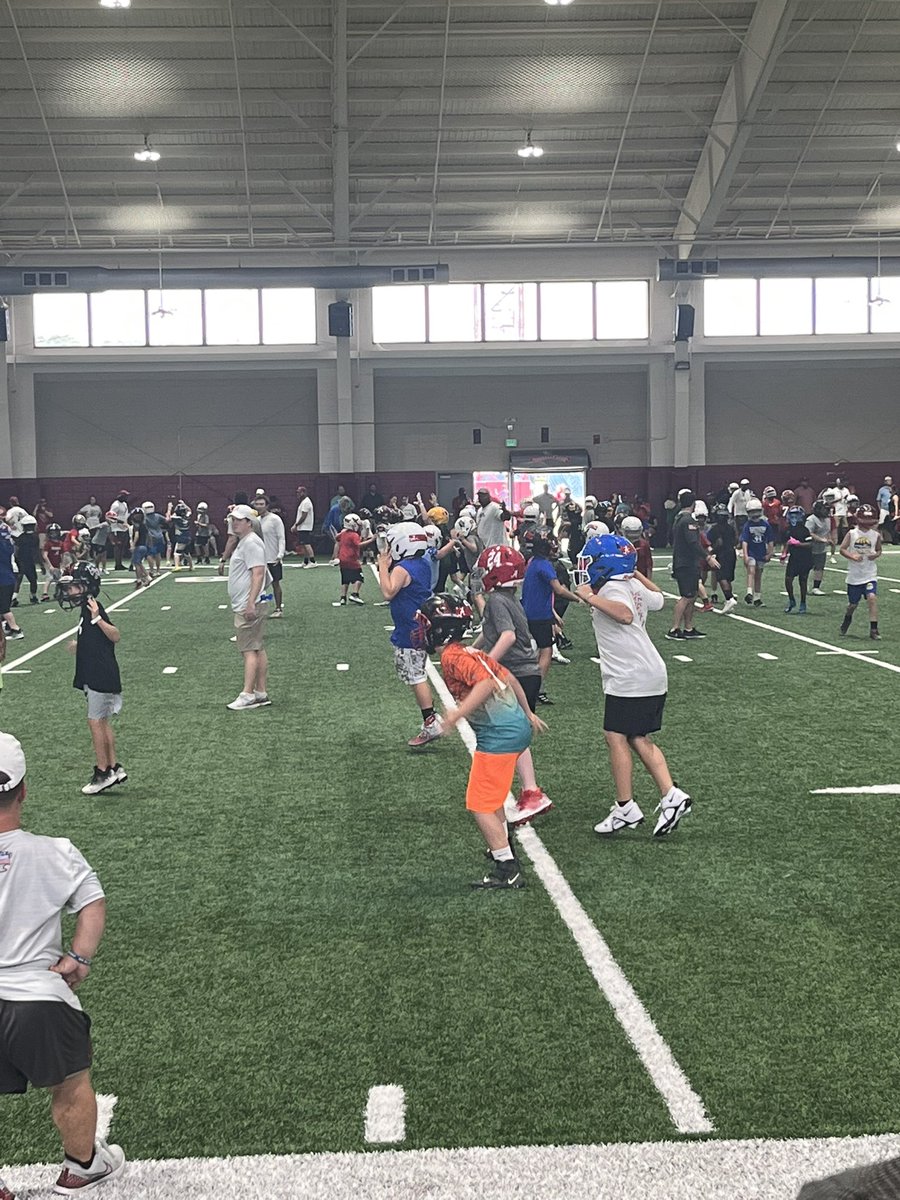 CoachHar's tweet image. Getting that work in at @AlabamaFTBL