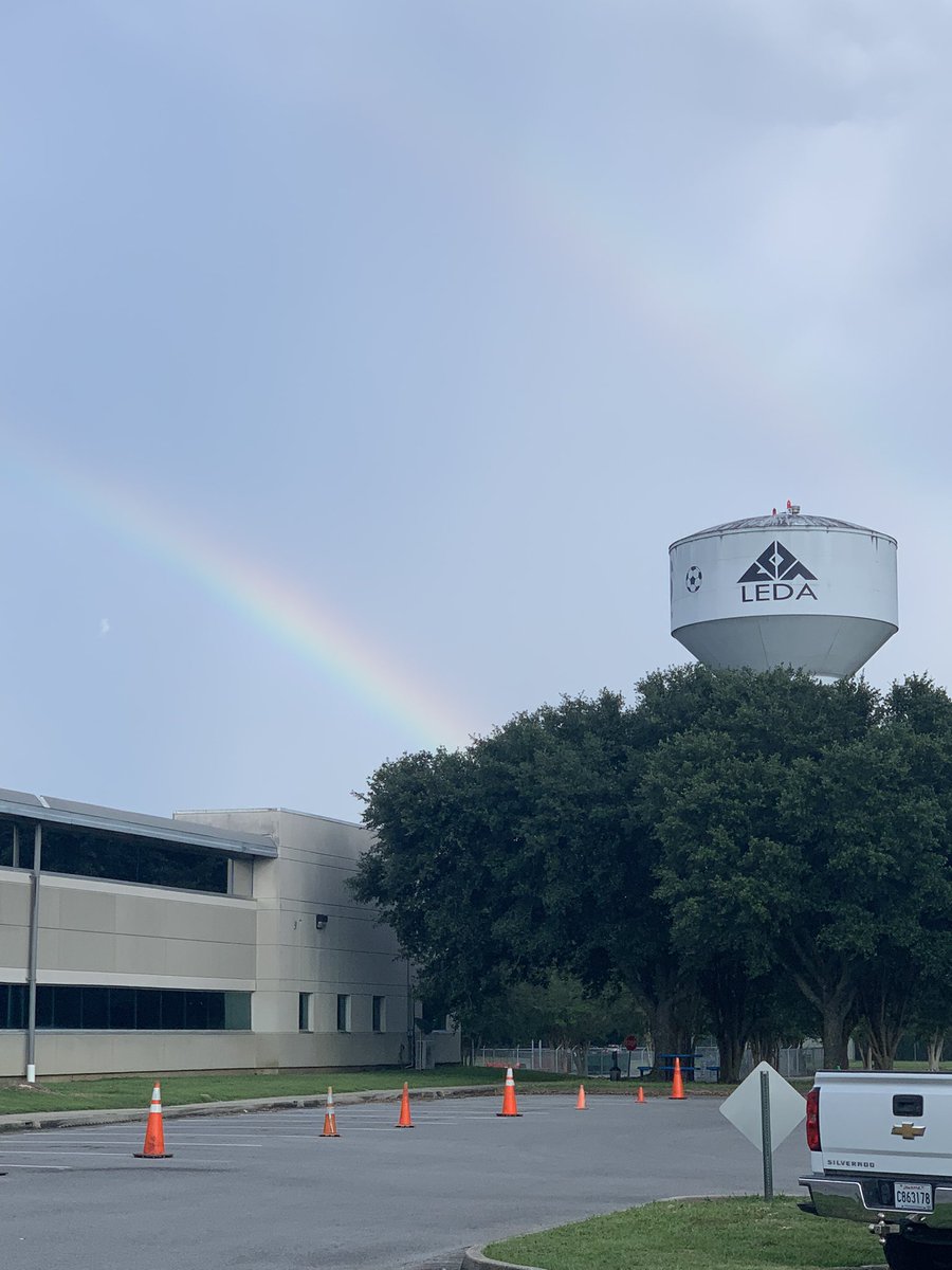 It’s the rainbow 🌈 outside over the building for me 😍😍🌈happy pride month #Pride2023