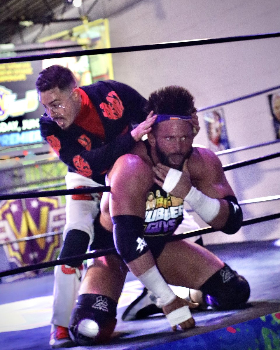 One of my favorite shots of the night 😝 #FWFLive5 <a href="/TheMattCardona/">Matt Cardona</a> <a href="/PhilCardigan/">Phillip Cardigan</a> #majorWFPod <a href="/MajorWFPod/">The Major Wrestling Figure Podcast</a>