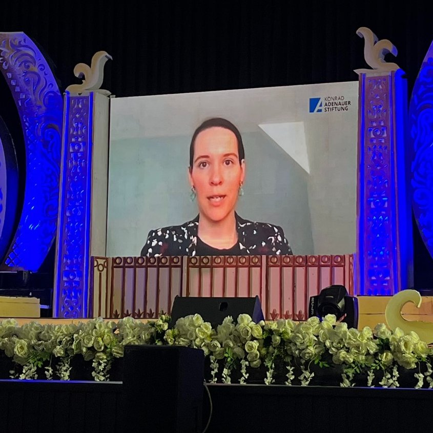 kasphilippines's tweet image. HAPPENING NOW | #2023PPSAInternationalConference

Dr. Dennis Coronacion and Ms. Daniela Braun open the #2023 Philippine Political Science Association International Conference today at the West Visayas State University, Iloilo City, Philippines.

#KAS4Security