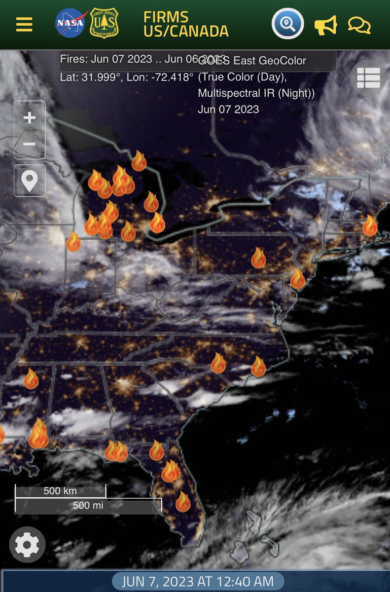 Here are the #wildfires burning today across #Canada and the #US, visualized by <a href="/NASA/">NASA</a> live wildfire satellite map.