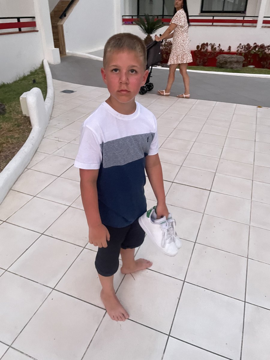 Harry Carlow tweet media