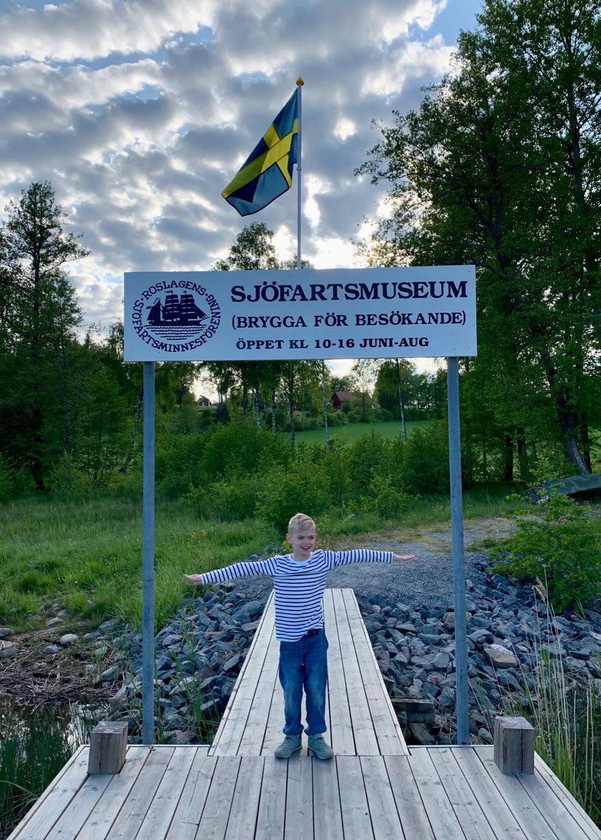 Today we celebrate Sweden's national day! 🇸🇪 #SwedenNationalDay #sverigesnationaldag #nationaldagen