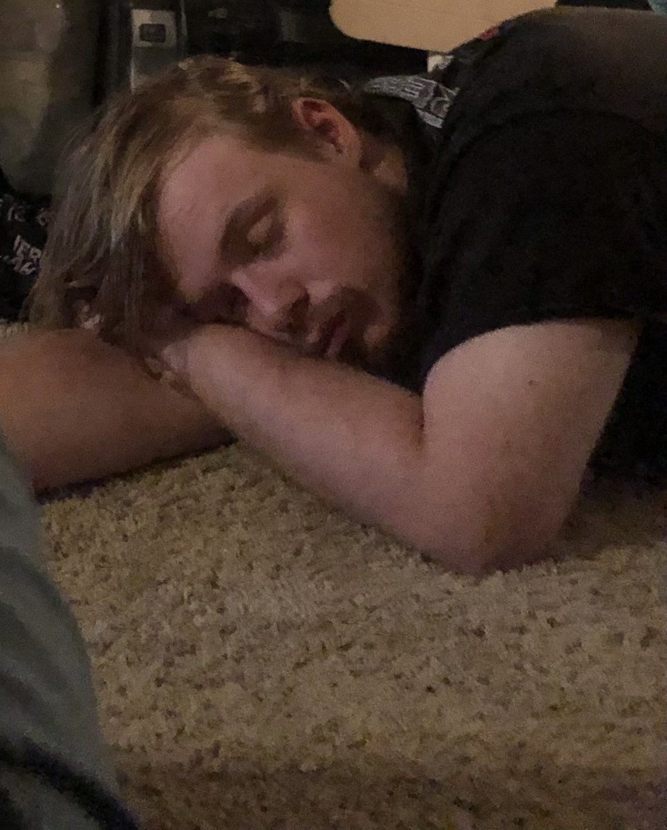 LoftKnight (Artist) tweet media