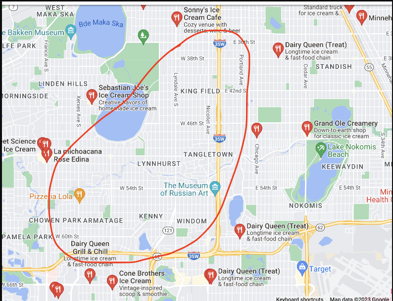 nickhaltermpls's tweet image. Look at the size of this ice cream desert in Minneapolis