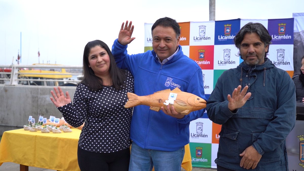 📷VIDEO: GOBIERNO REGIONAL DEL MAULE REALIZÓ ENTREGA DE DOS NUEVOS TRACTORES PARA DOS SINDICATOS DE PESCADORES DE NUESTRA COMUNA 

👉youtube.com/watch?v=Lq7oaN…📹

<a href="/GOREMaule/">Gobierno Regional Del Maule</a> 

#pescaartesanal #LicanténMejorParaTi
