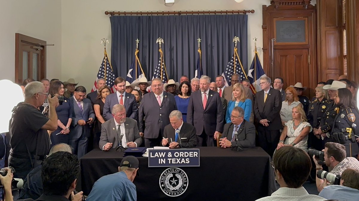 DrewSpringer's tweet photo. Today Governor @GregAbbott_TX signed SB 22 into law, which establishes a grant program to provide financial assistance to qualified sheriff’s, constable’s, & prosecutor’s offices in counties with a population of 300,000 or less. This law will provide assistance to 236 rural Texas counties and ensure that there is consistent quality law enforcement across the Great State of Texas! It was an honor to work on this legislation with @RyanGuillen. #txlege