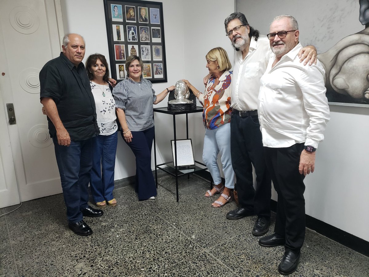 Abel Prieto tweet media