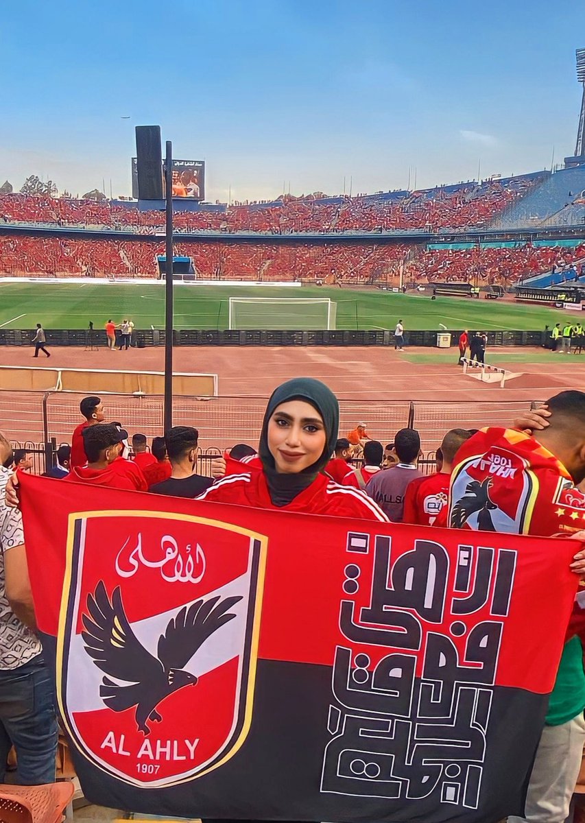 Nada_khaled_0_0's tweet photo. ذكرى واحلى ذكرى اول واقفة فـ التالتة شمال ♥️🦅
#الحادية_عشر_يا_أهلي https://t.co/iyXnvkWwaq