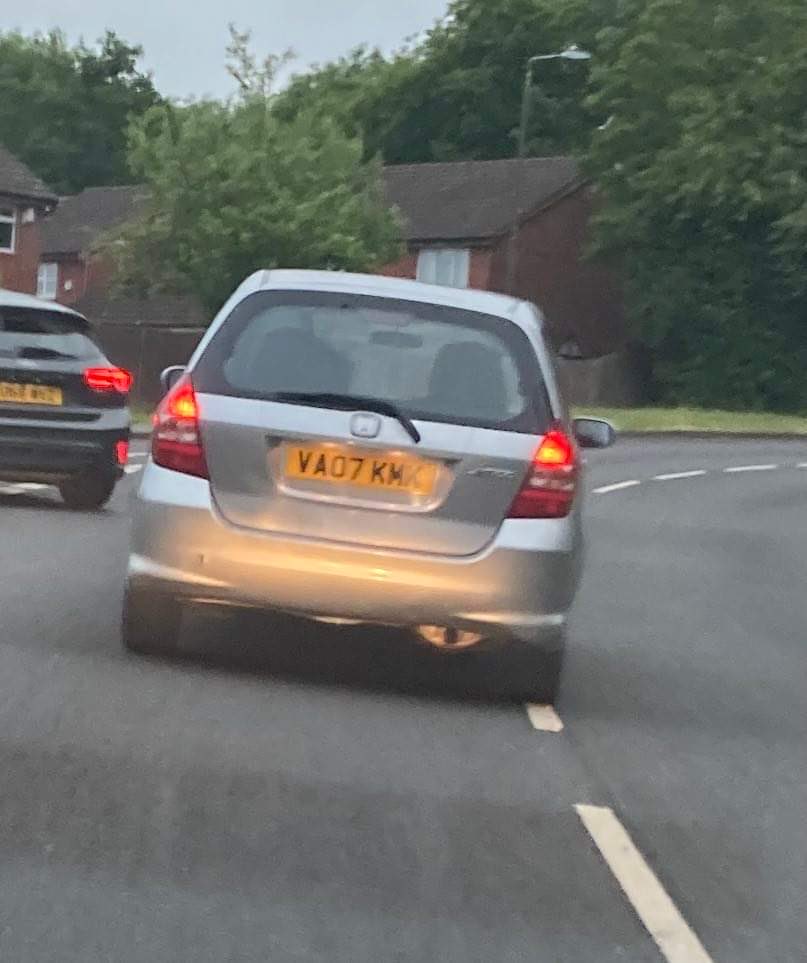 leighw10's tweet photo. @Dominos_UK Redditch! This is the driver who flies over a mini island nearly causing me to have an accident and then drives all the way to deliver in Oswestry Close at 40mph in a 30mph limit…#accidentwaitingtohappen #highwaycode #police https://t.co/cNHh9XkIWU