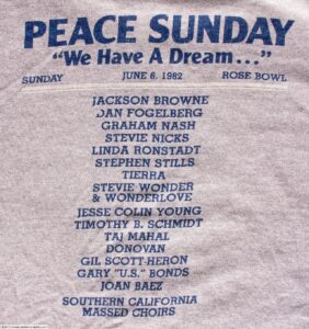 ADChorale's tweet photo. IT HAPPENED: June 6, 1️⃣9️⃣8️⃣2️⃣
☮️ Tom Petty, Crosby Stills &amp; Nash, Bob Dylan, Joan Baez and more all appeared at The Rose Bowl in Pasadena, California to a crowd of over 85,000 fans at the six hour "Peace Sunday: We Have A Dream" concert promoting nuclear disarmament! 🎶 https://t.co/yfoDJWDkE7