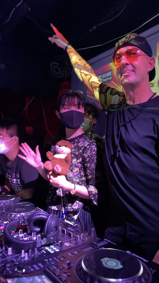 AgoCarollo's tweet photo. I can't wait to be back, Japan! 🇯🇵

@dmbirthday 

#DanceMania #tokyo #japan #XtremeMusic https://t.co/7LFfys7xeA