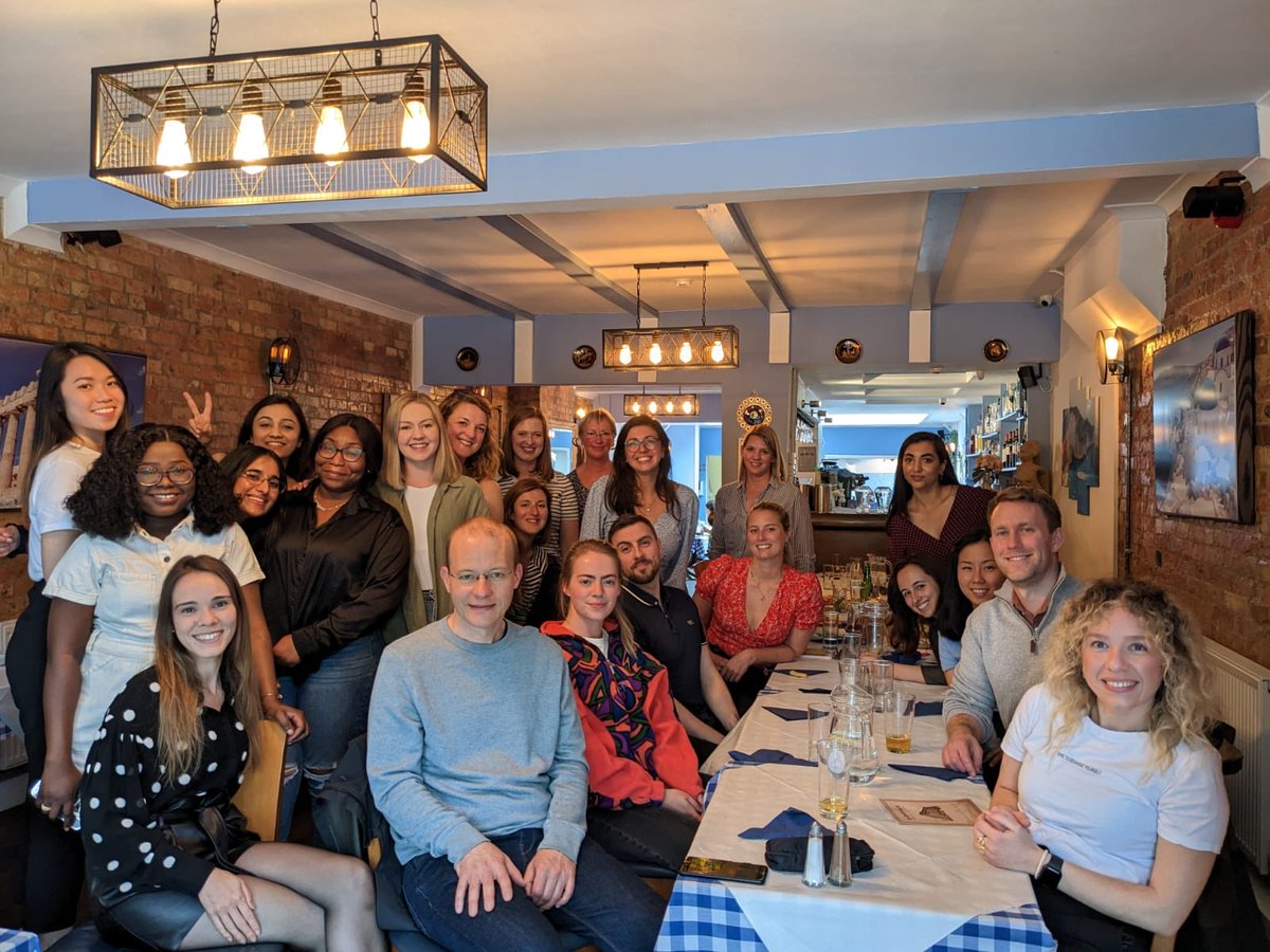 What a great way to celebrate #DW23 with this incredible bunch of people. So lucky to work with you all ❤️ #WeAreDietetics #OUHDietitians ⁦<a href="/ouh_therapies/">OUH Therapies</a>⁩