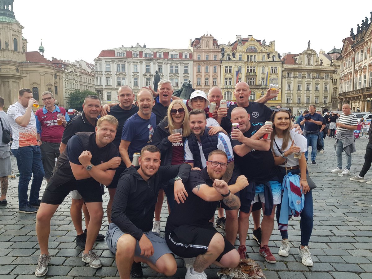 Fantastic day out with the West Ham fans in Prague Old Town. <a href="/doddsy35/">Richard Dodds</a> <a href="/Harryhamilton97/">Harry Hamilton</a> <a href="/DamienR73797605/">Damien Russell</a>
