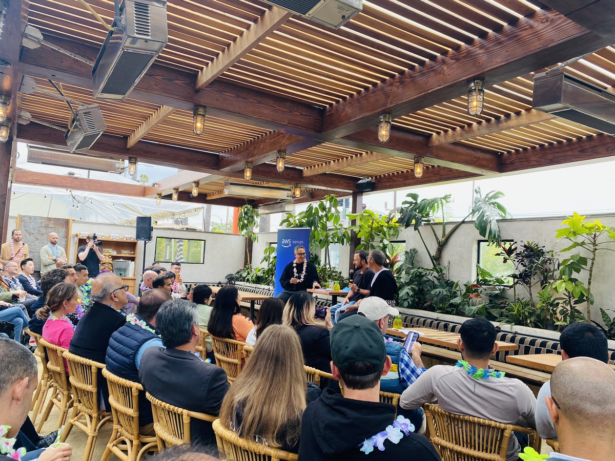 Big crowd <a href="/LATechWeek/">LA Tech Week</a>: Big Exit Founders Building In GenAI <a href="/AWSstartups/">AWS Startups</a>