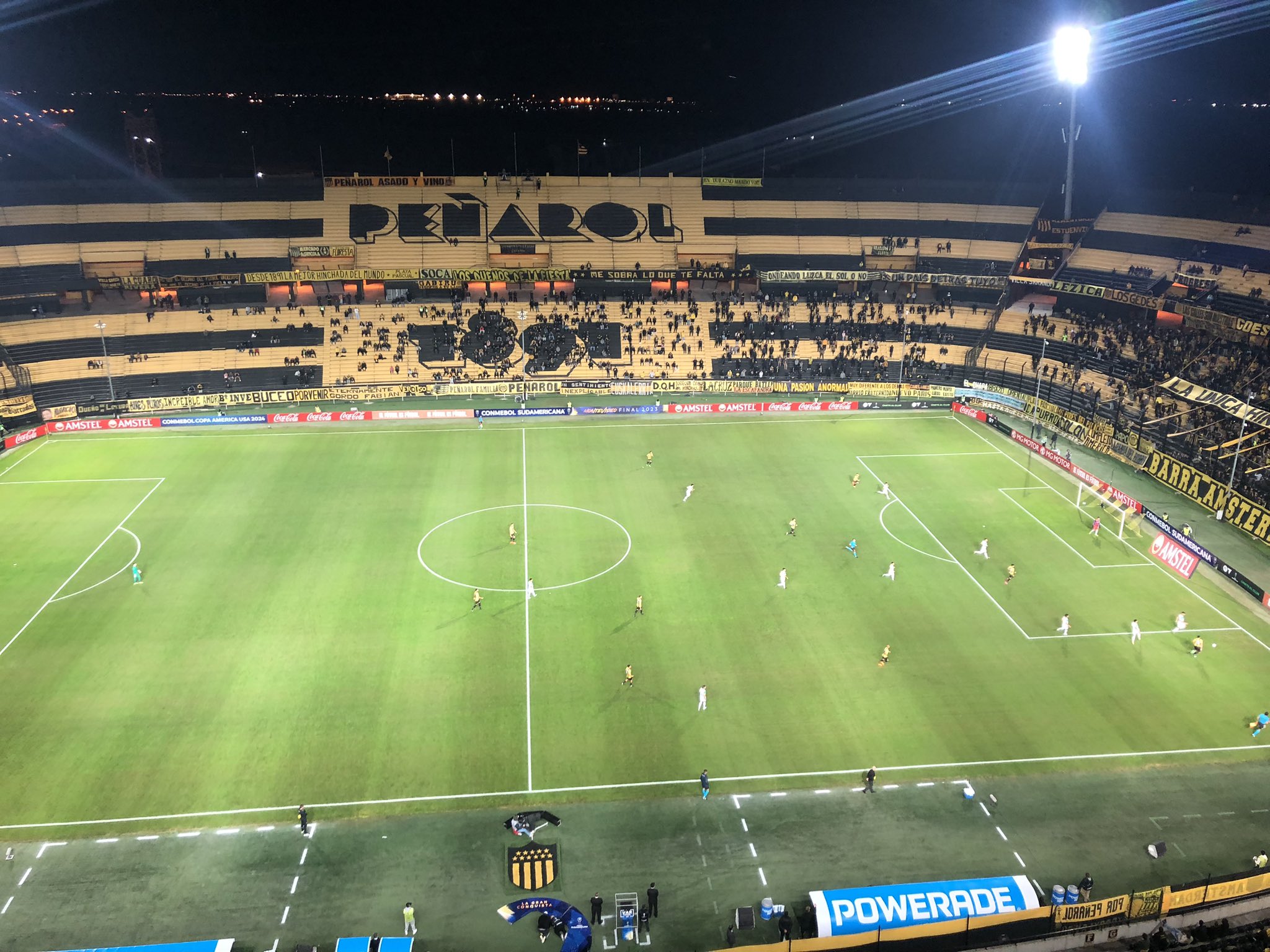 Peñarol contra defensa y justicia