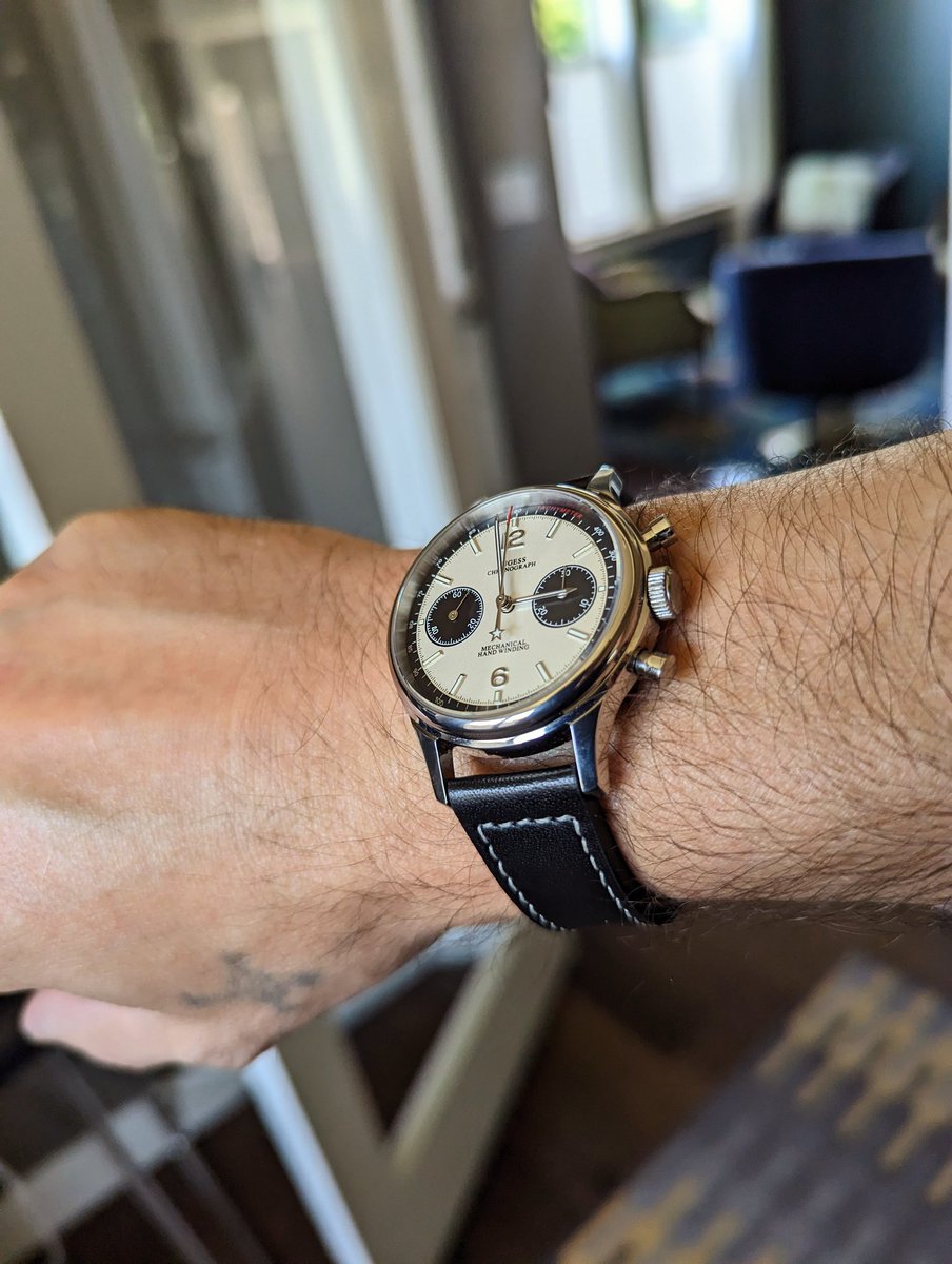 time_norman's tweet photo. Such a gorgeous watch!
#killingtimewithnorman
#seagullwatches #seagullchrono #seagull1963 #chronograph
#watches #wristwatch #wristwatches #watchesofinsta #watchfam #youtube #wristporn #watchbox https://t.co/2fgjEubtHW