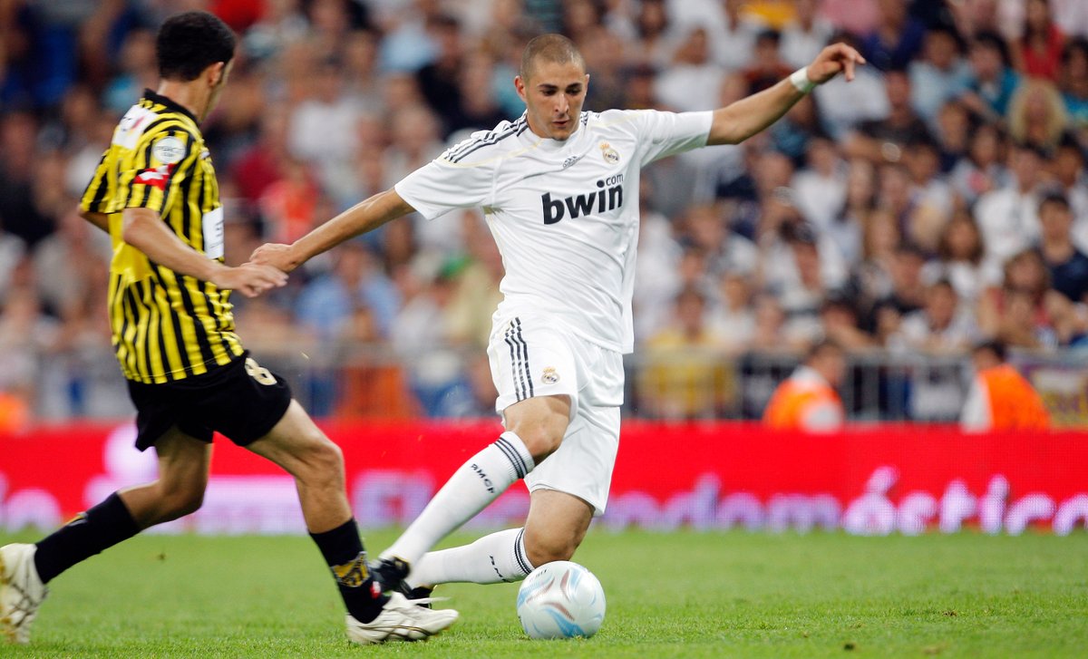 July 27th, 2009.

Karim Benzema made his debut at the Bernabéu against... Al-Ittihad. 🇫🇷