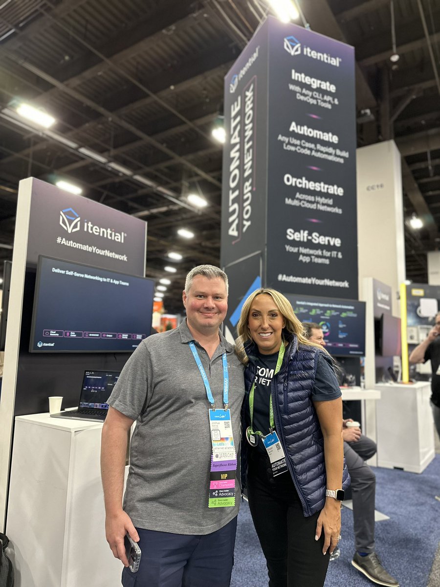 Itential's tweet image. Great to have our good friend @Warcop stop by our booth at #CiscoLive! 

#AutomateYourNetwork
