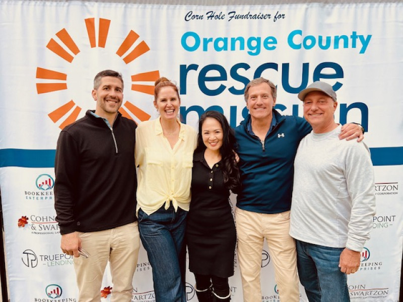 Cindy_Hanson_'s tweet photo. First time playing Corn Hole and it’s for a good cause !
Enjoyed my time with my Provisors friends @SaraNaheedy @LarryWebb @NickLekas @JenniferStroffe @CoreyUdkoff
#OCRescueMission
#CornHoleTournamement https://t.co/l1jQg73Zq7