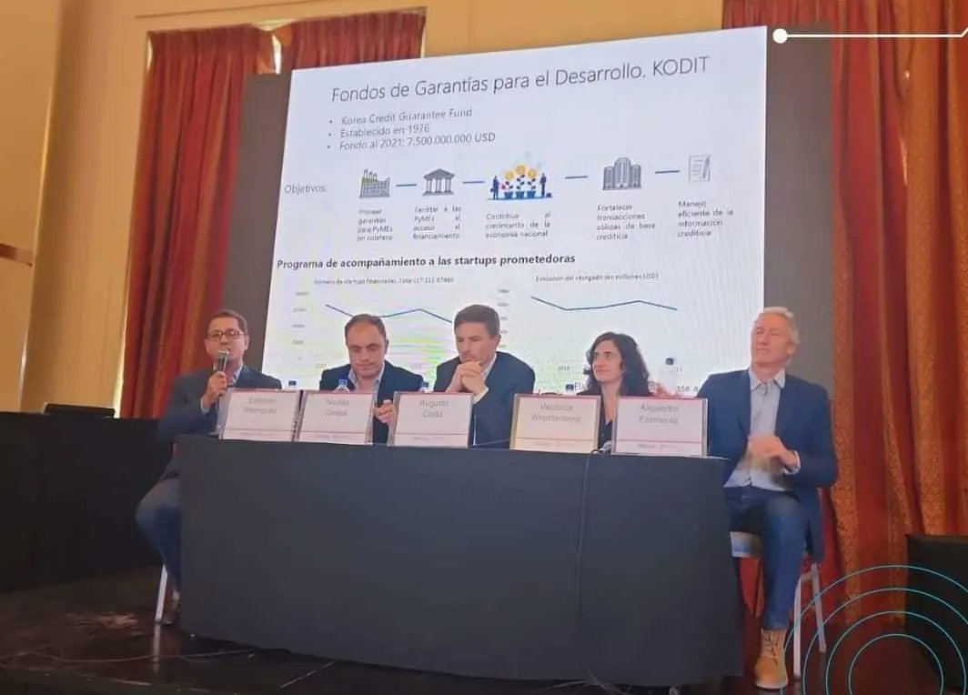 Gastonmoraok's tweet photo. Participamos de la apertura del Congreso Productivo Bonaerense. Bajo la consigna “Produciendo el futuro”, el Congreso Productivo Bonaerense tiene lugar los días 6 y 7 de Junio en la ciudad de Mar del Plata, contará también con la participación especial del gobernador @Kicillofok https://t.co/Bkv5ETb5Fa