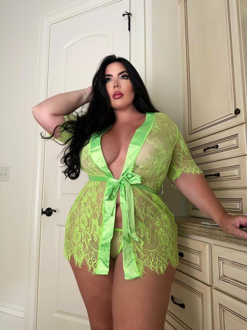 You look lost.. Follow me https://t.co/bWO5AJGaCz https://t.co/iuT4qJf8HE