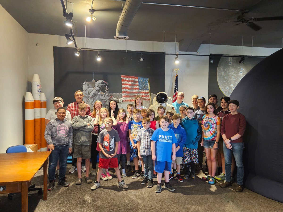 PrattElemTeach's tweet photo. Today was a BLAST! The M&amp;M group visited CLC of Lockport to experience a space simulation mission to Mars. #barkercsd https://t.co/x8p6UGZ9JE