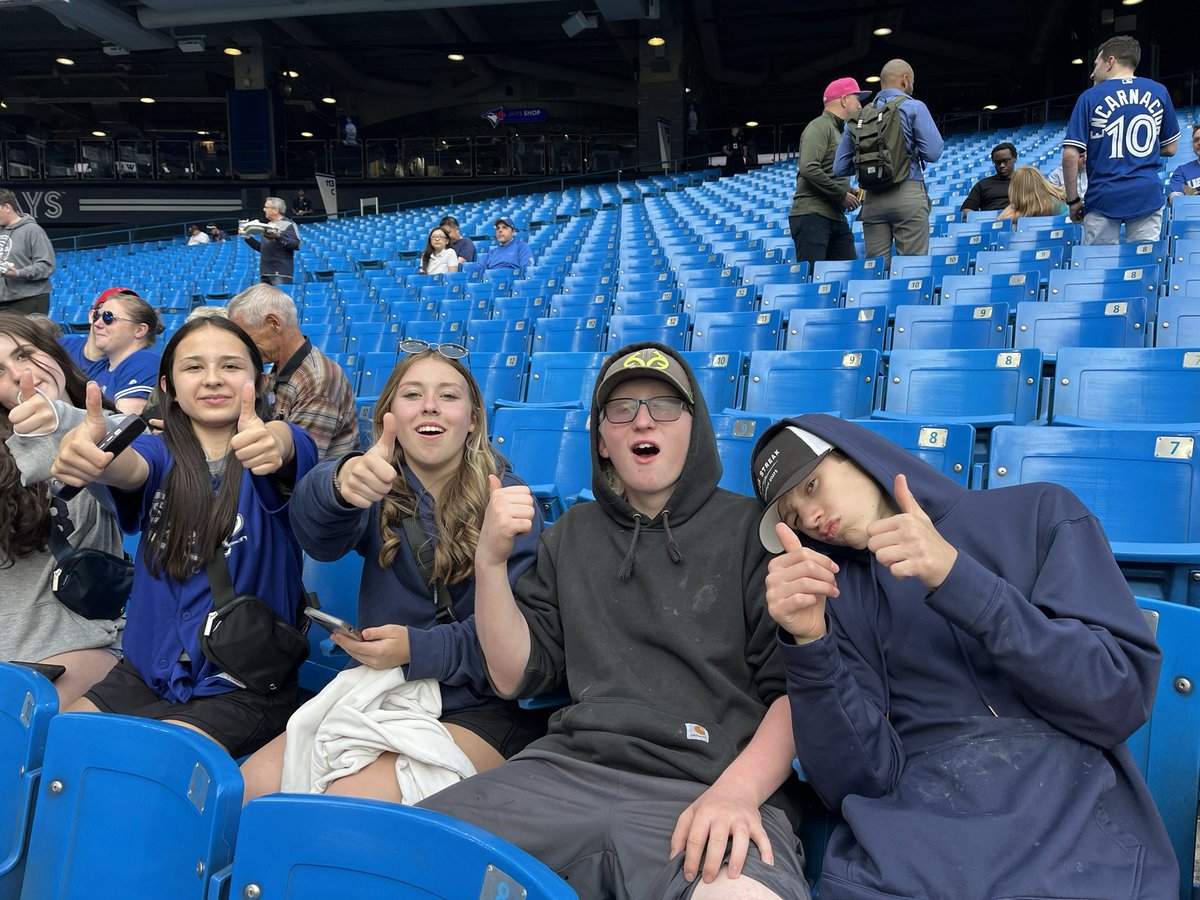 Go <a href="/BlueJays/">Toronto Blue Jays</a>. 

#gradtrip