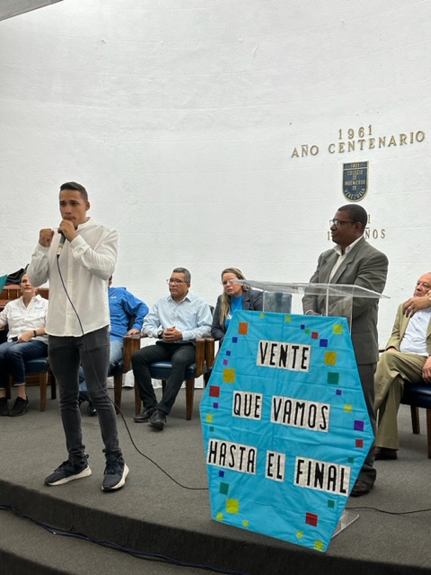 caramos61's tweet photo. Carlos Fernández: Primarias son para que nosotros mismos votemos, auditemos y contemos https://t.co/YQKby5F0kX https://t.co/XrhcpJVTQe