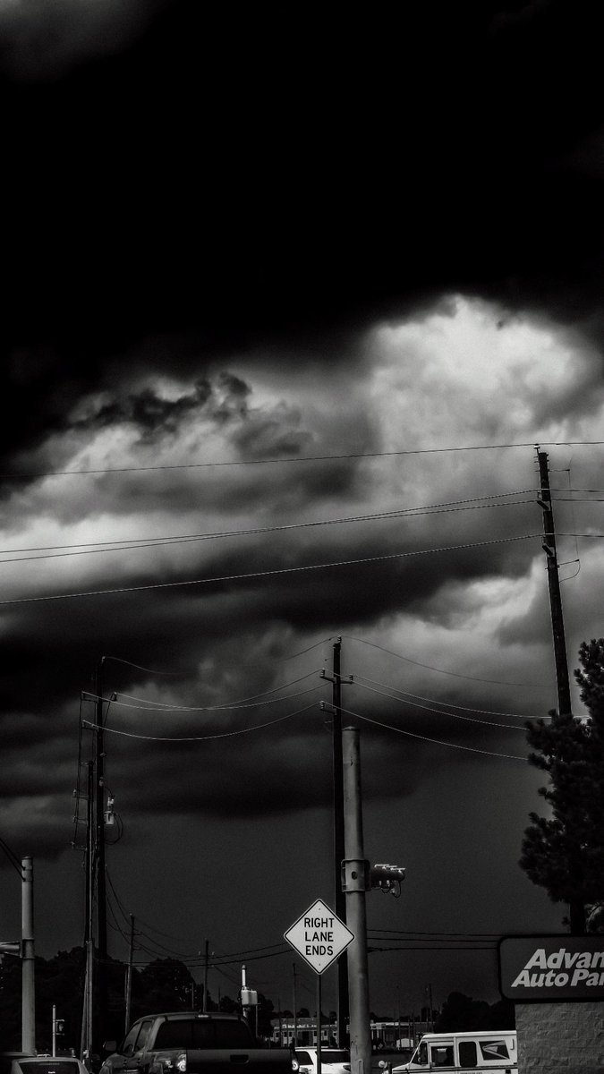 LindsMors's tweet image. quick break #justahobby #photography #blackandwhite #portrait #sport #nature #freelance