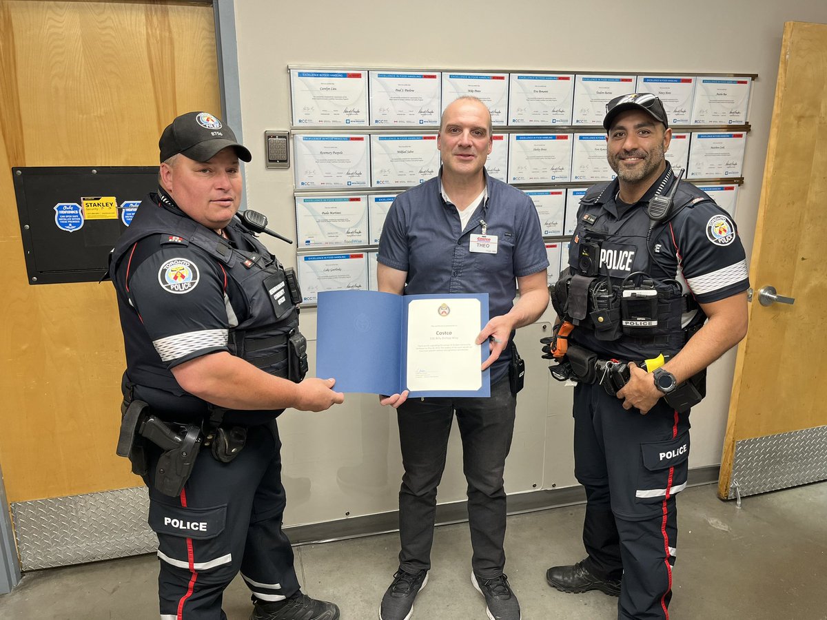 Showing our appreciation to our corporate sponsors and community members with certificates of gratitude. Thank you to @costco_canada store #535 @canadiantire ( Yonge &amp; steeles)and <a href="/sobiesbbq/">Sobie's Barbecues</a> for helping 32 Division with another successful community BBQ. <a href="/TPS_CPEU/">Community Partnerships & Engagement Unit (CPEU)</a> <a href="/TPAca/">Toronto Police Association</a>