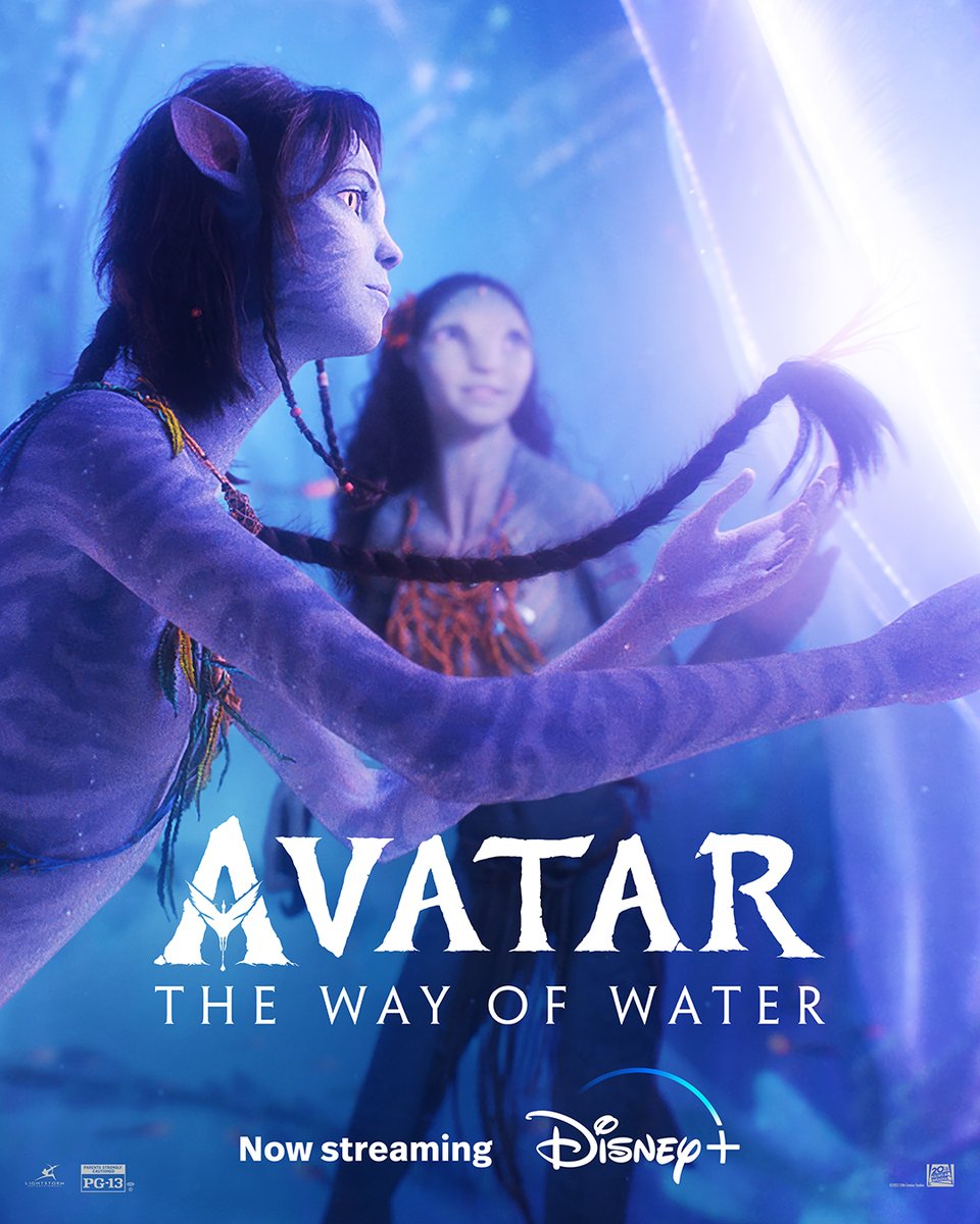 #AvatarTheWayOfWater is now streaming on <a href="/DisneyPlus/">Disney+</a> 🌊💙