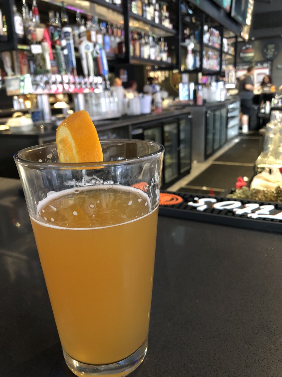 ts_sep5's tweet photo. 今週は米国出張なので、ドラフトビールを飲んでいく〜。 https://t.co/8Hiayml9zQ