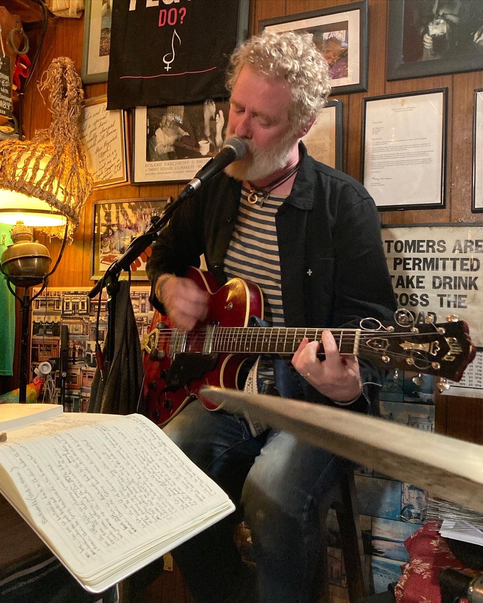 xsandarrows's tweet photo. Big thank you to @TheFrames for asking me to open for their wee warm up gig in Levis Bar in West Cork. I’ve been dreaming quietly of this moment for 20 years. https://t.co/iNHQ8zfTE4