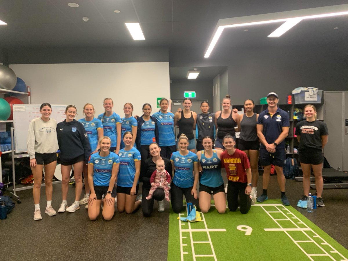 Titans Netball Ruby and Saphire Series teams have been training on our campus twice a week alongside our sport science students. We are proud of this partnership between GC Titans and @Griffith_Uni #griffithwomeninsport #griffithuni