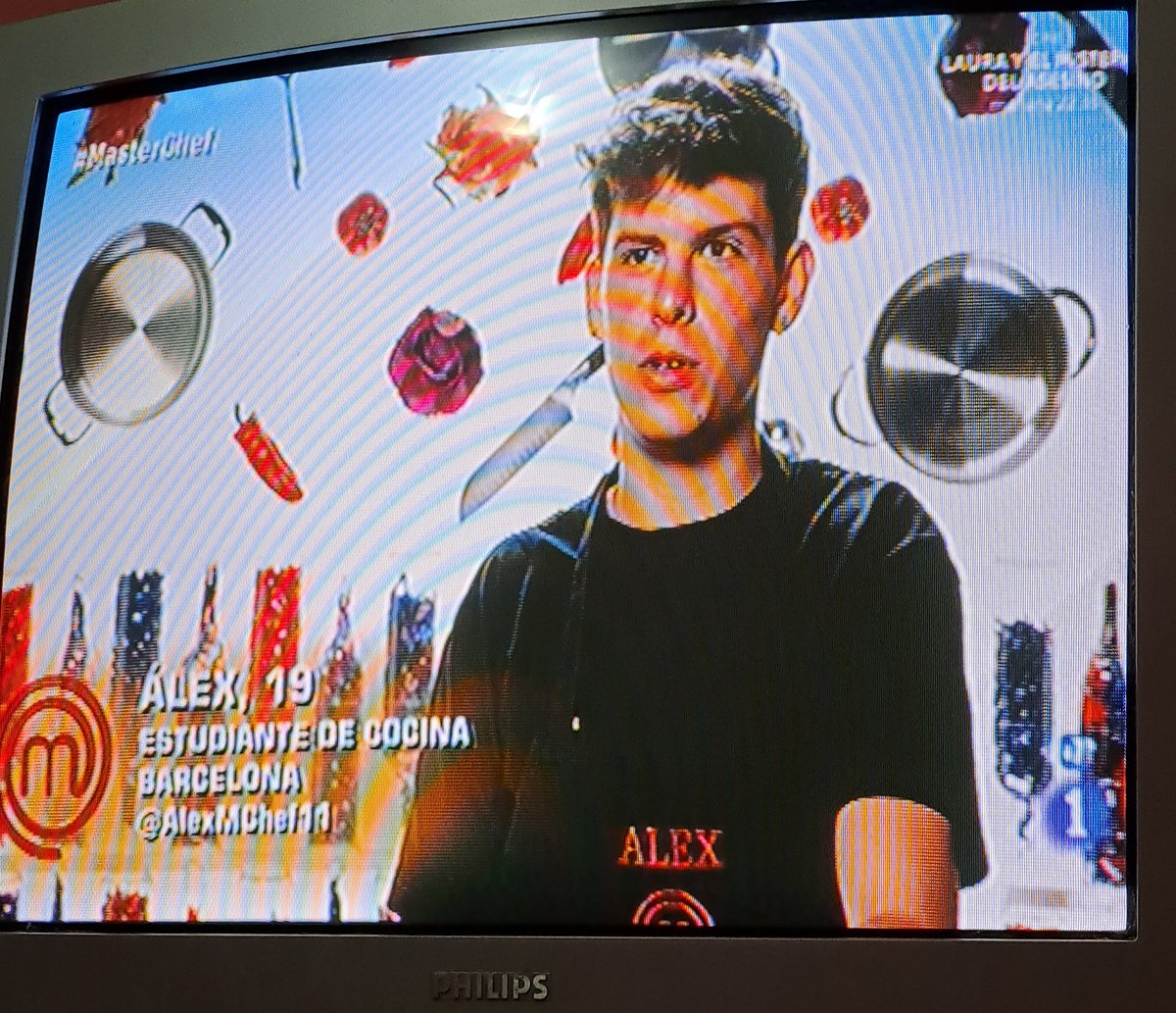 Mayte_bs14's tweet photo. POR FÍNNNNNNNNN 👏🏼👏🏼👏🏼👏🏼👏🏼👏🏼👏🏼👏🏼👏🏼👏🏼
Álex THE BEST ✨️✨️✨️
#MasterChef https://t.co/xjfl1eqWyv
