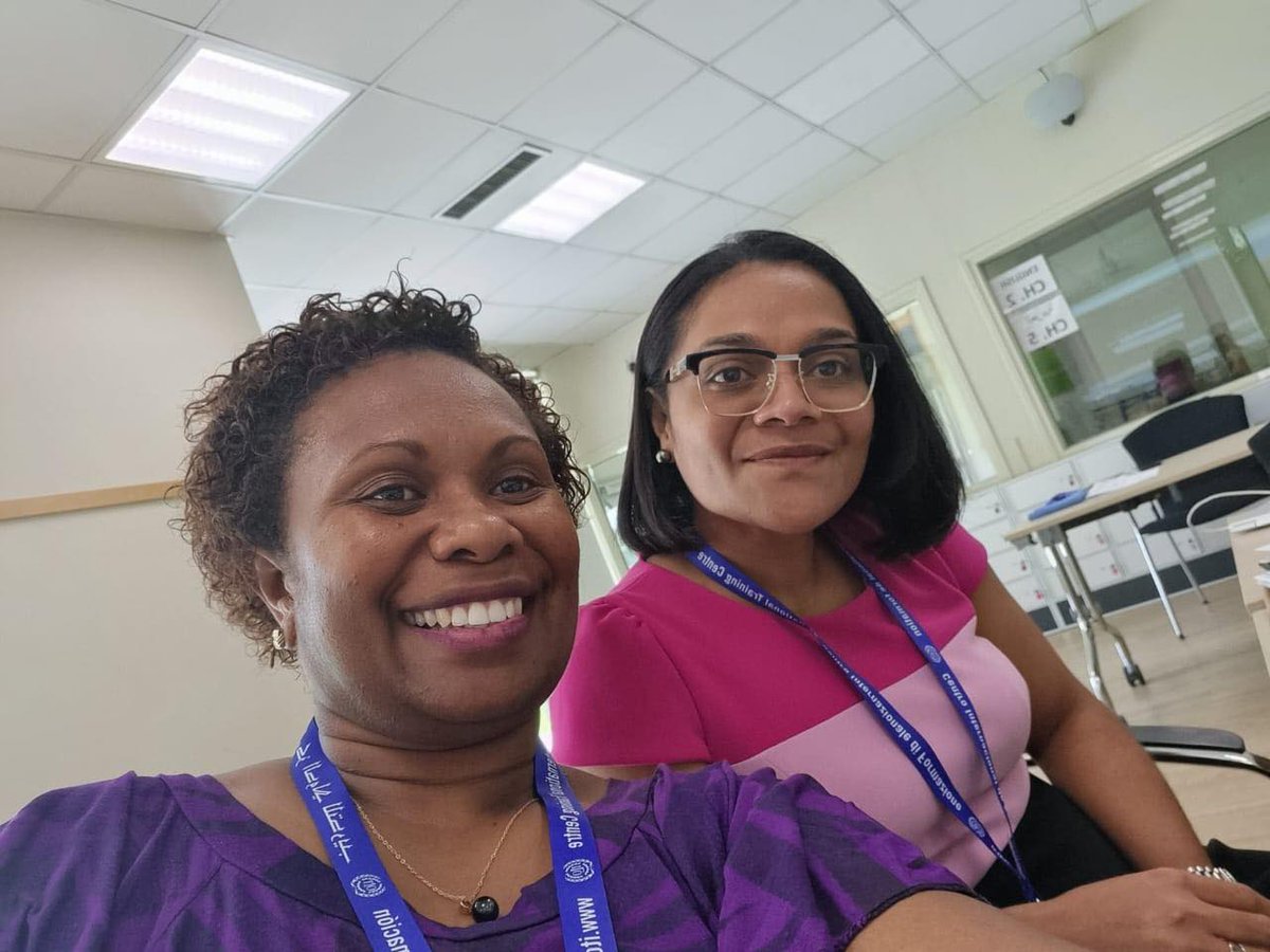 ILOPasifika's tweet photo. Pacific government representatives from 🇰🇮 🇫🇯🇼🇸🇸🇧🇻🇺are at @ITCILO learning about global good practices related to Bilateral Labour Migration Agreements &amp; sharing their #Pacific experience with participants from across the world 🌏 ! #MigrationMPTF #PCCMHS https://t.co/ViCHeDZbuR