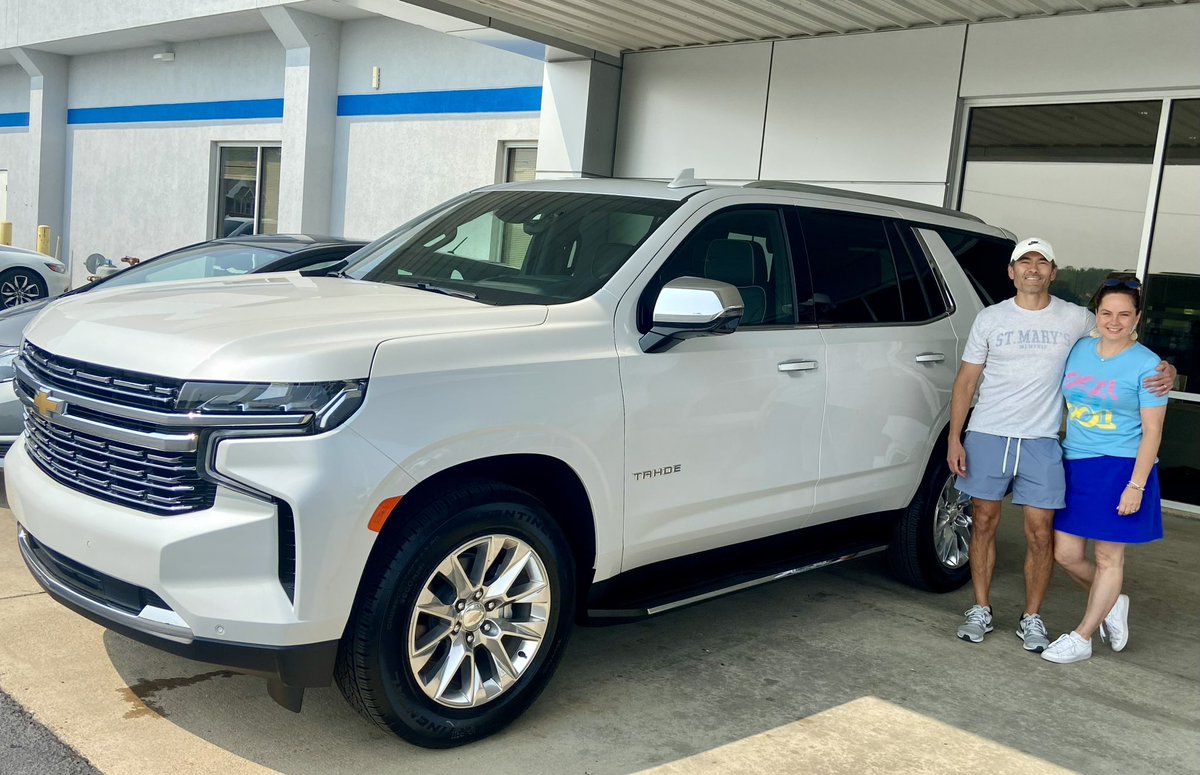 The Jacobs family is headed home to Memphis in their brand new 2023 Chevrolet Tahoe Premier!

THANK YOU JACOBS FAMILY!!  WE APPRECIATE YOU!!

(Salesperson: Jamie Crane)
#ExpressChevrolet🇺🇸
#expressyourself