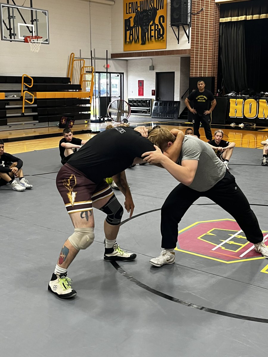 tomgudella's tweet photo. Solid Workout With Our Boys Out West @LWST_Wrestling #RTFU #WarriorWeekend4 π https://t.co/JPHCipcKQM