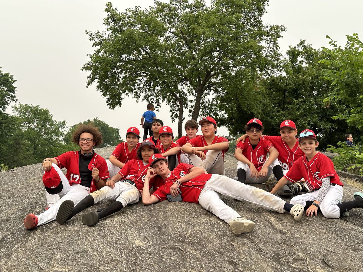 I.S. 318 Baseball tweet media