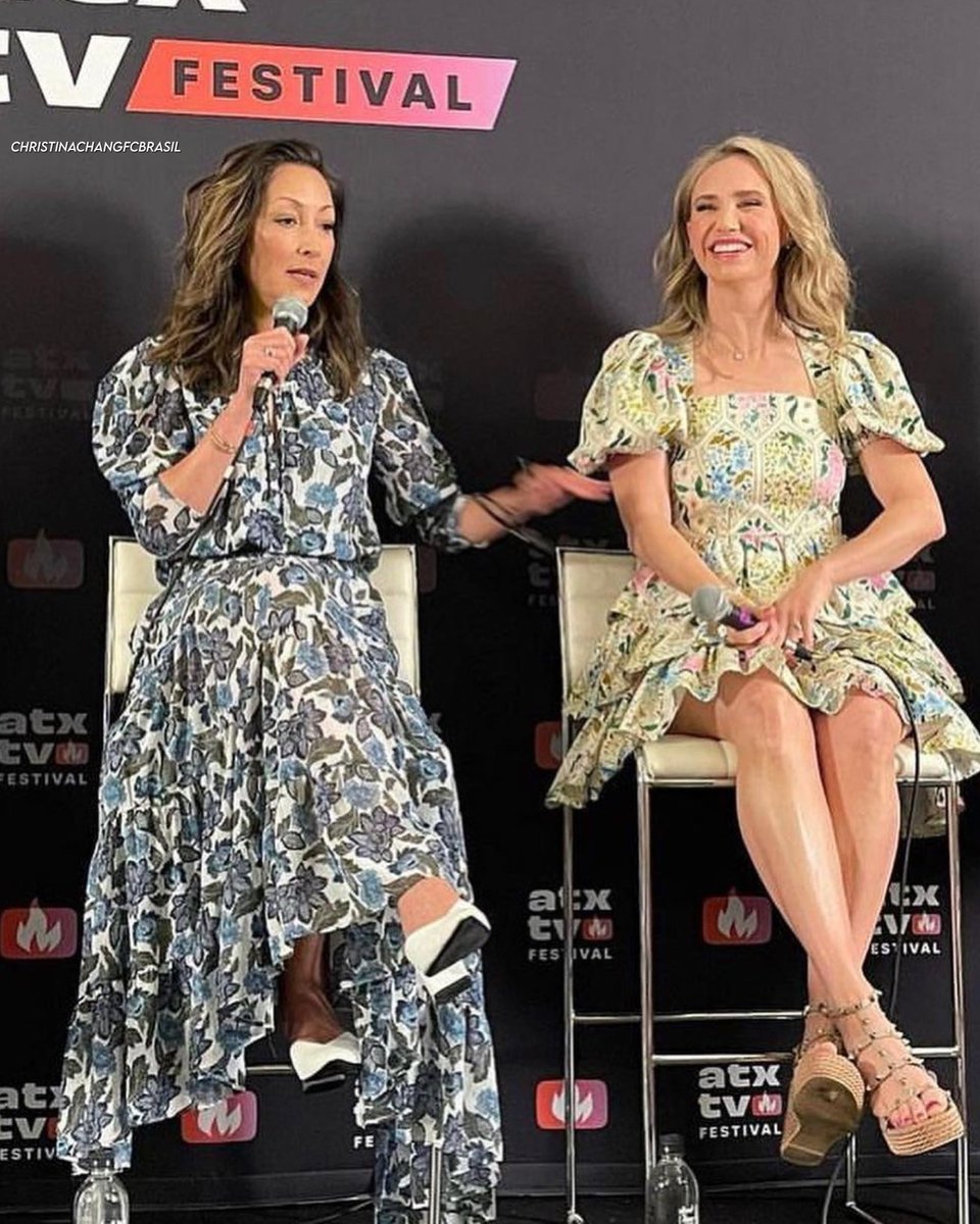 _CChangFC's tweet photo. Backstage Panel at ATX TV FESTIVAL - THE WOMEN OF THE GOOD DOCTOR.
#ChristinaChang #FionaGubelmann #BriaSamone #ErinGunn #TheGoodDoctor #Panel #WomenInFilm
2/2 https://t.co/5mgHYCg2lO