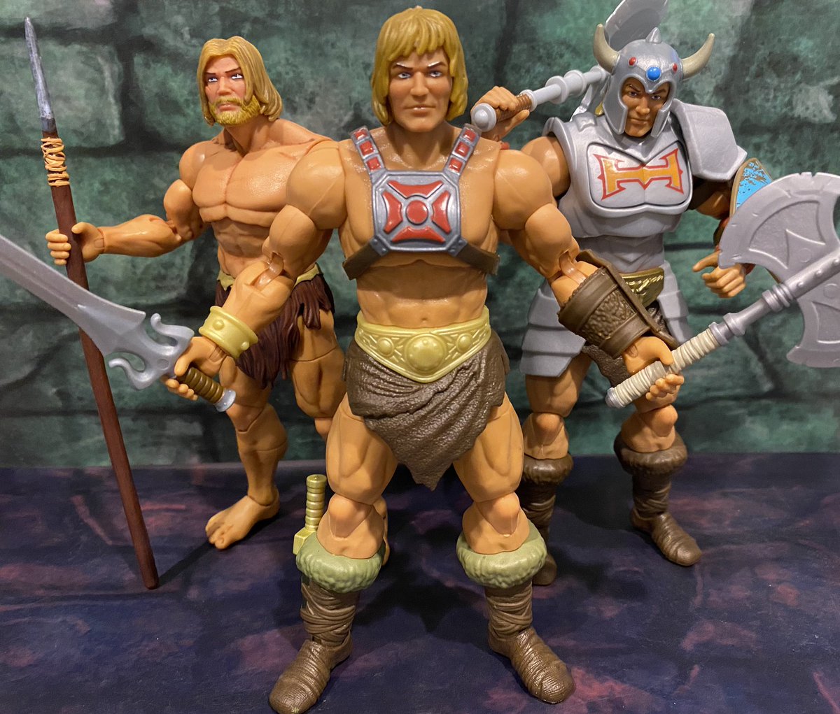 Not my idea but I really dig this setup for new Eternia He-mans.
