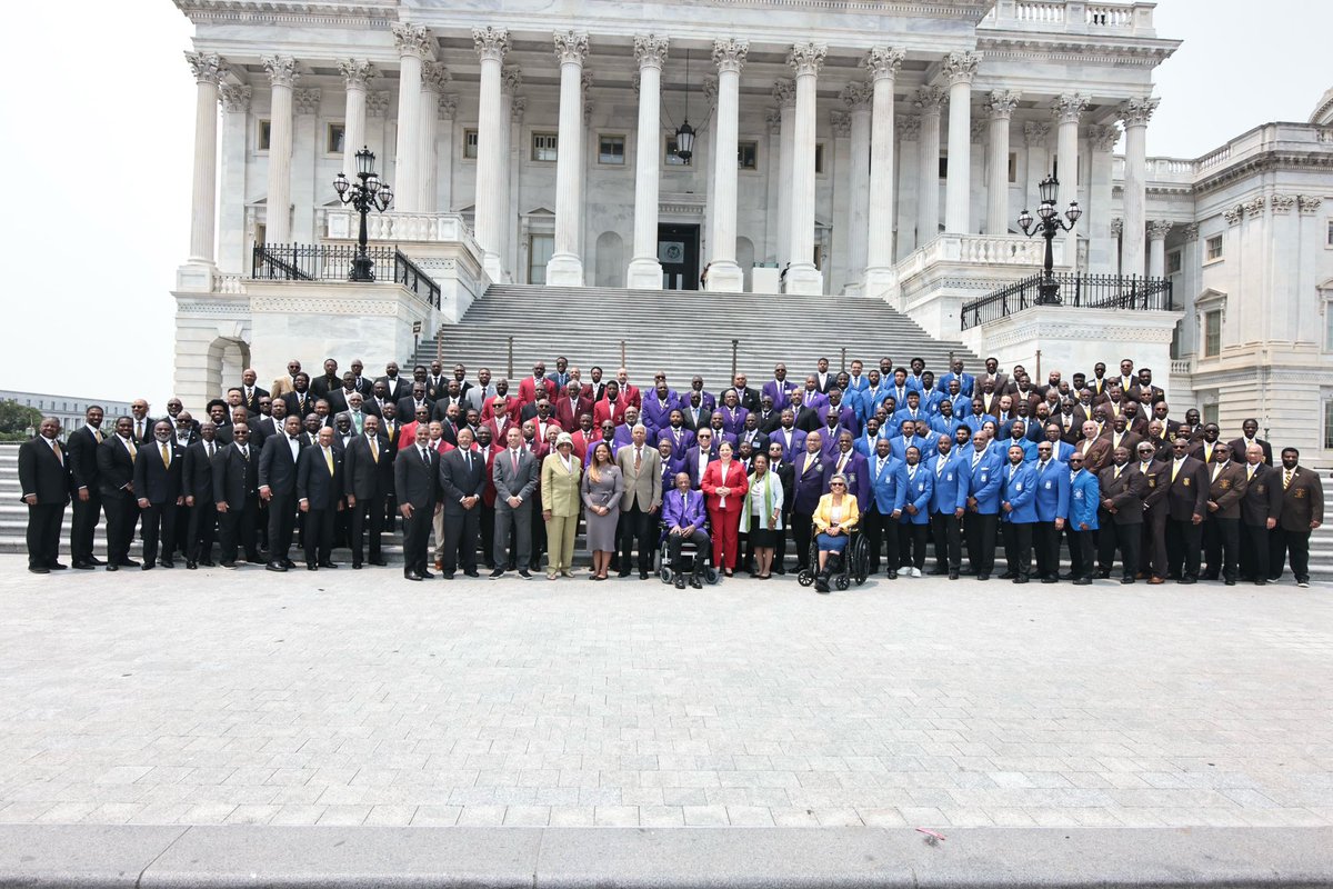 apa1906NETwork's tweet image. Alpha Phi Alpha Fraternity, Inc. was well represented at the nation’s capitol for the second annual NPHC Fraternity Days On Capitol Hill as we met with Vice President Harris and many members of the Congressional Black Caucus.

#APA1906Network  #NPHC